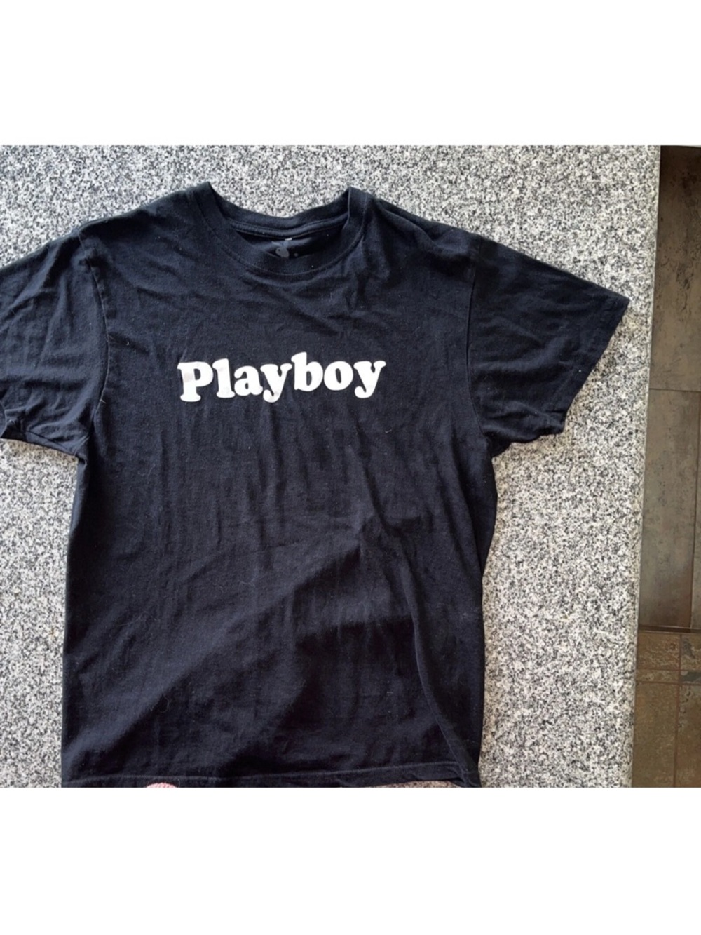Black T-shirt Playboy  S short sleeve word on front bunny